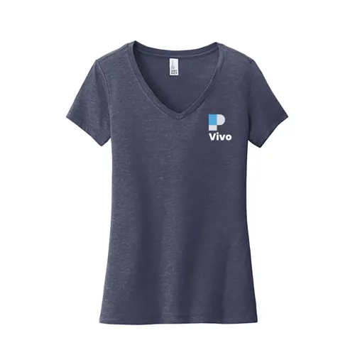 Camiseta Very Importante para mujer de District® con cuello en V y estampado en el lado izquierdo del pecho